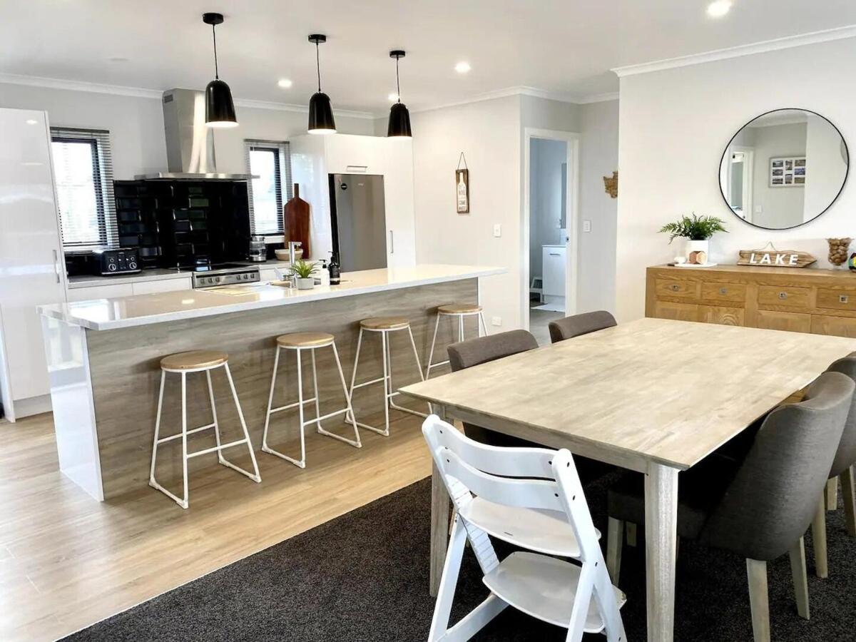 Beautiful Home In Mangakino Bagian luar foto